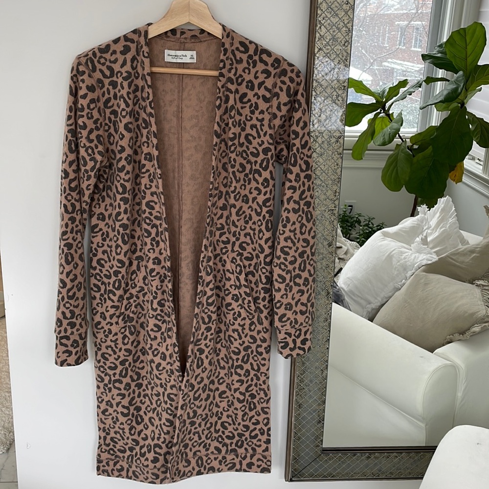 Abercrombie Animal Print Soft A&F Cozy Cardigan XS